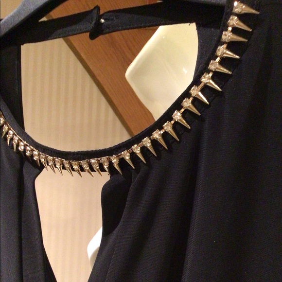 💕💕Host Pick💕💕⬇️Price Dropped ⬇️NWOT elegant black long sleeve midi dress - Picture 4 of 9